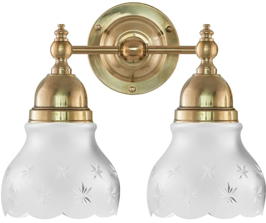 Karlskrona Lampfabrik Badrumslampor - Vägg|Badrumslampor - Vägg|Badrumslampa - Bergman mässing, slipat mattglas