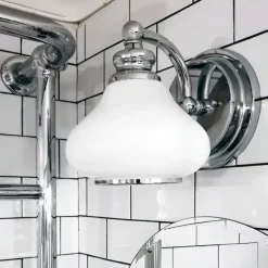 Badex AB Badrumslampor - Vägg|Vägglampor I Krom|Badrumslampa - Vägglampa Frogmore krom/vit