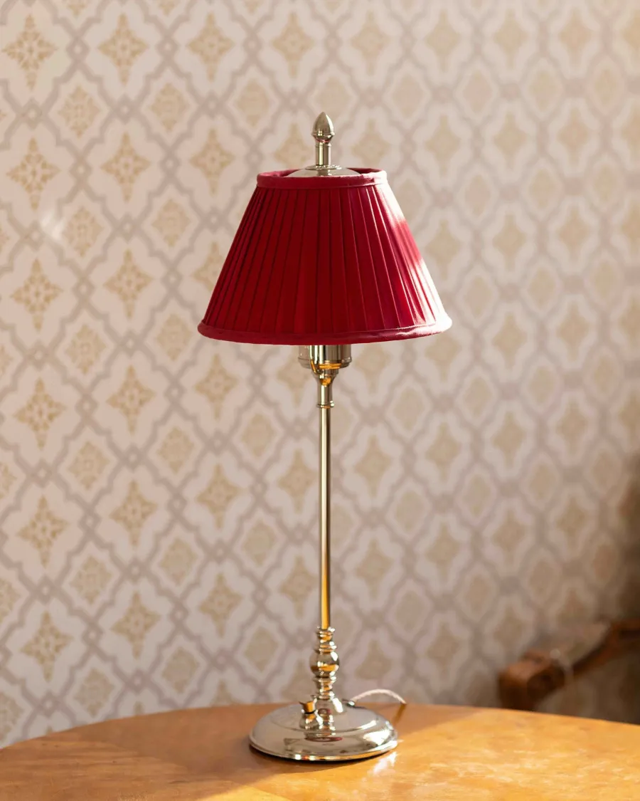 Karlskrona Lampfabrik Bordslampor|Bordslampa - Ankarcrona 50 cm nickel, röd skärm