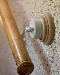 Fontini S.A. Vit Porslin Utanpå Fontini|Strömbrytare Med Dimmer|Dimmer vitt porslin - Fontini utanpåliggande