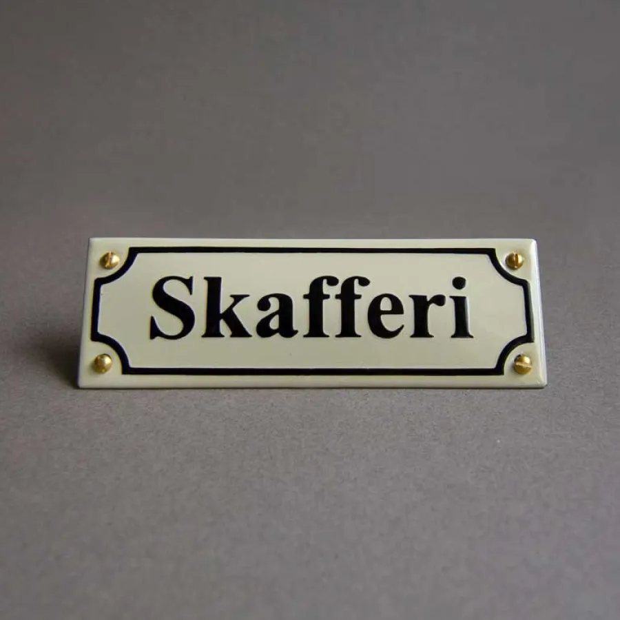 Emaljehuset Emaljskyltar|Emaljskyltar & Dörrskyltar|Emaljskylt - Skafferi vit/svart