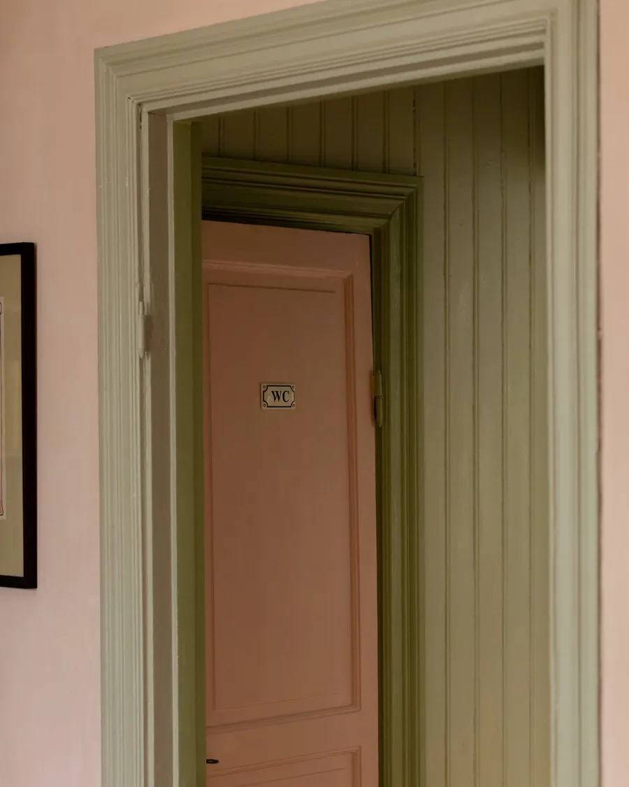 Emaljehuset Emaljskyltar|Emaljskyltar & Dörrskyltar|Emaljskylt - WC vit/svart