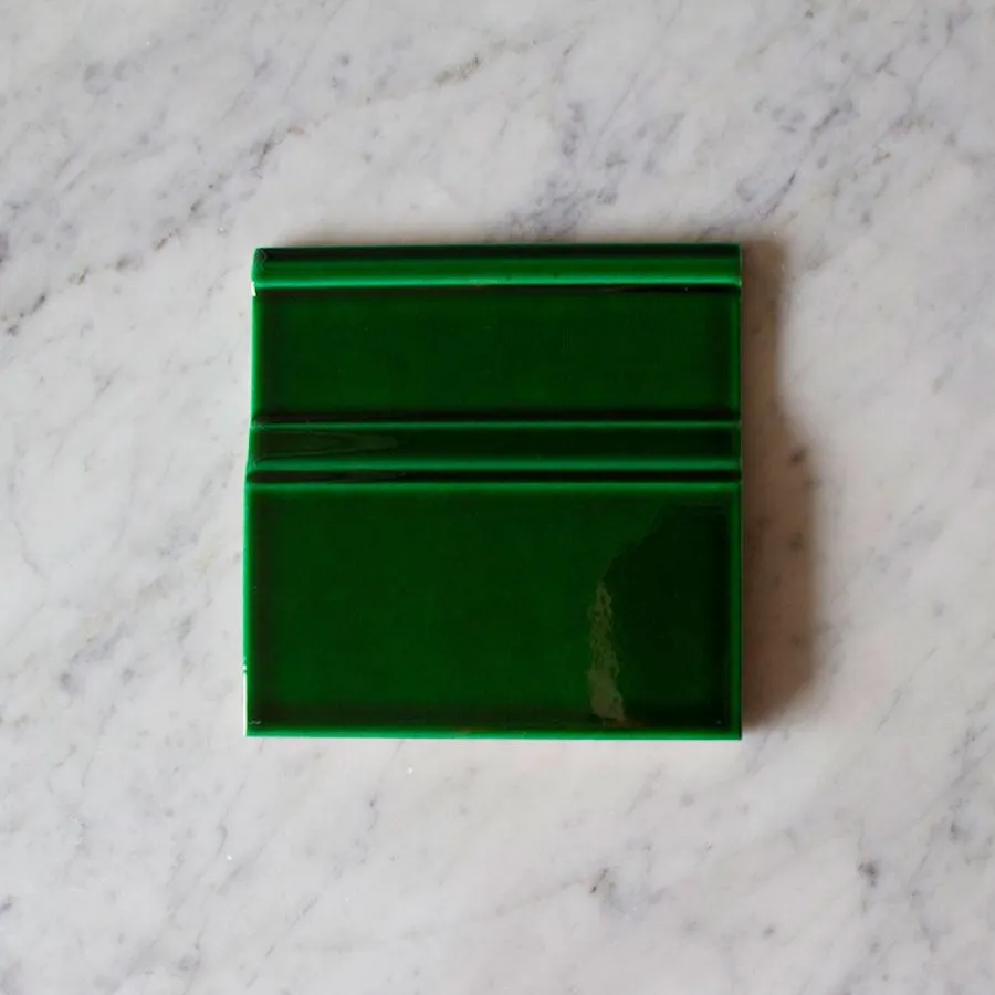 ADEX Grönt Kakel|Golvsocklar|Kakel Victoria - Golvsockel list 15 x 15 cm buteljgrön