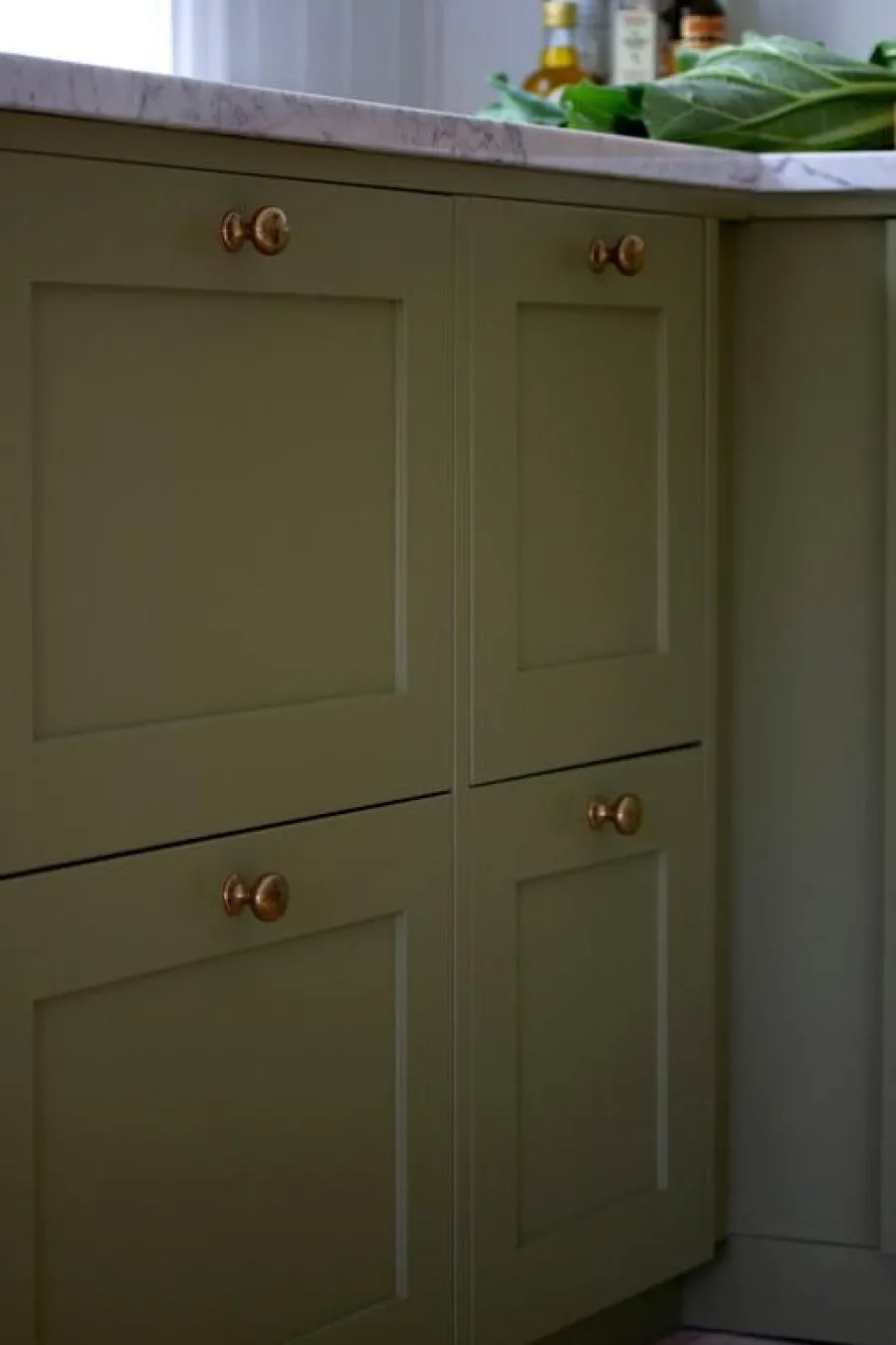 Beslag Design AB Möbelbeslag|Knoppar I Mässing|Knopp - Oval obehandlad mässing 40 mm