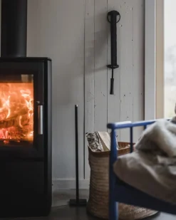 BJAB Bergslagernas Järnvaruab Inredning I Smide|Vedklyvare|Stikkan - Vedspäntare i gjutjärn