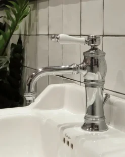 Badex AB Tvättställ|Tvättställsblandare I Krom|Tvättställsblandare - Horus Eloise spak krom