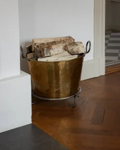 Josef Davidssons Eftr. AB Inredning I Mässing|Inredning I Smide|Vedkorg - Vedbalja mässing på fot