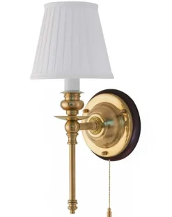 Karlskrona Lampfabrik Vägglampor I Mässing|Vägglampor Med Tygskärm|Vägglampa - Ribbing mässing, vit skärm