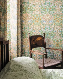 Sanderson Design Group Brands Ltd Mönstrade Tapeter|Blommiga Tapeter|William Morris & Co. Tapet - Blackthorn spring