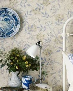 Sanderson Design Group Brands Ltd Mönstrade Tapeter|Blommiga Tapeter|William Morris & Co. Tapet - Jasmine Ecru/Woad