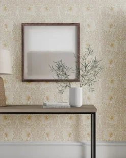 Sanderson Design Group Brands Ltd Mönstrade Tapeter|Blommiga Tapeter|William Morris & Co. Tapet - Pimpernel Sap Green/Strawberry