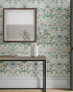 Sanderson Design Group Brands Ltd Mönstrade Tapeter|Blommiga Tapeter|William Morris & Co. Tapet - Simply Strawberry Thief cochineal pink