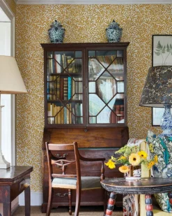 Sanderson Design Group Brands Ltd Mönstrade Tapeter|Blommiga Tapeter|William Morris & Co. Tapet - Willow Camomile
